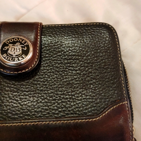Dooney & Bourke Zip Around Wallet - Picture 12 of 13